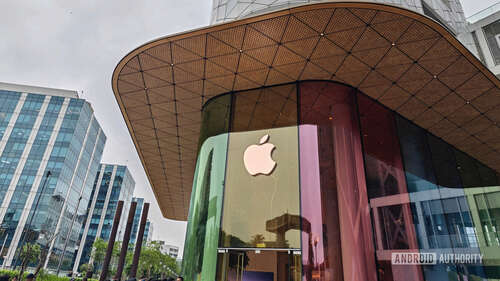 Apple Logo Apple Store BKC 2