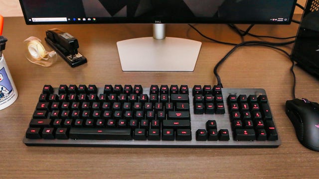 01-logitech-g413-carbon-mechanical-gaming-keyboard