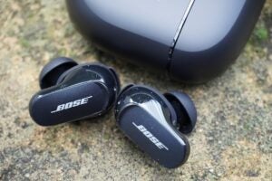 How are the Bose QCII earbuds this cheap?