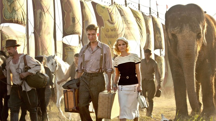 Robert Pattinson and Reese Witherspoon in Water for Elephants.