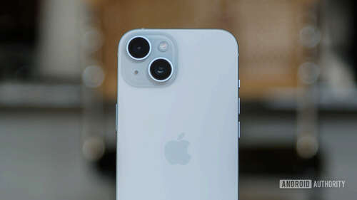 apple iphone 15 cameras close