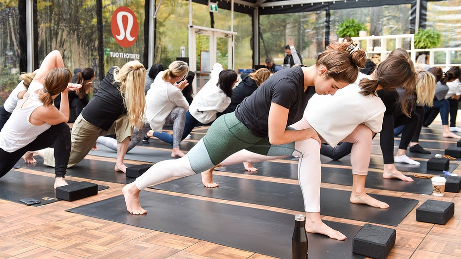 lululemon shares