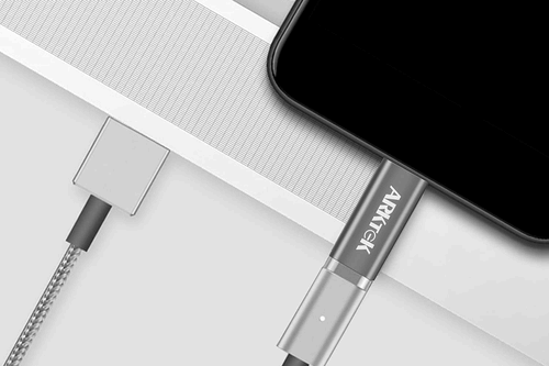 arktek lightning to usb-c header