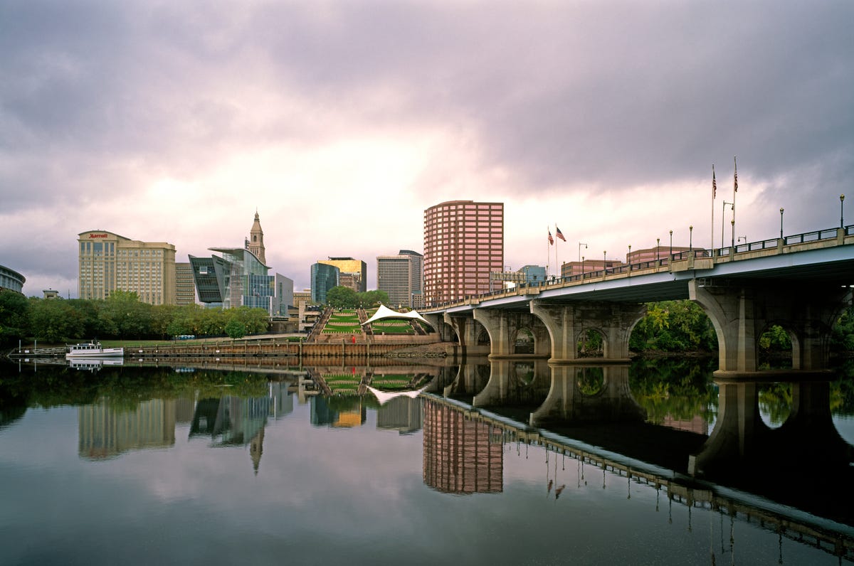 Image of Founders Bridge and Hartford skyline