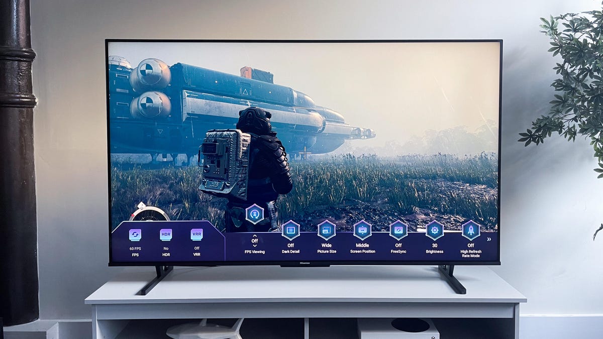 HiSense 65u 8K TV