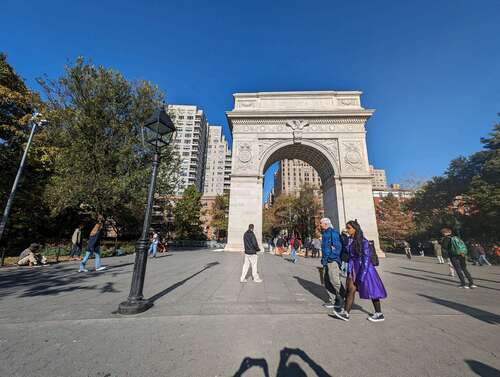 Ultrawide photo of Washington Square Arch on Google Pixel 8 Pro