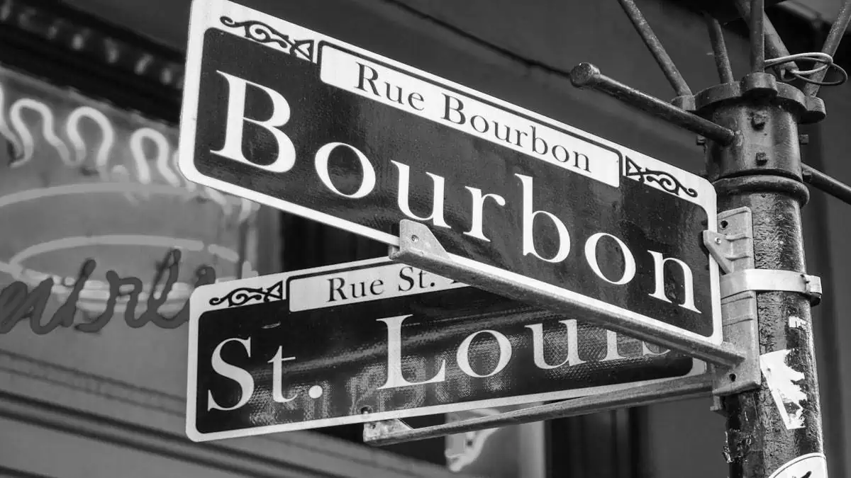 new-orleans-bourbon-street