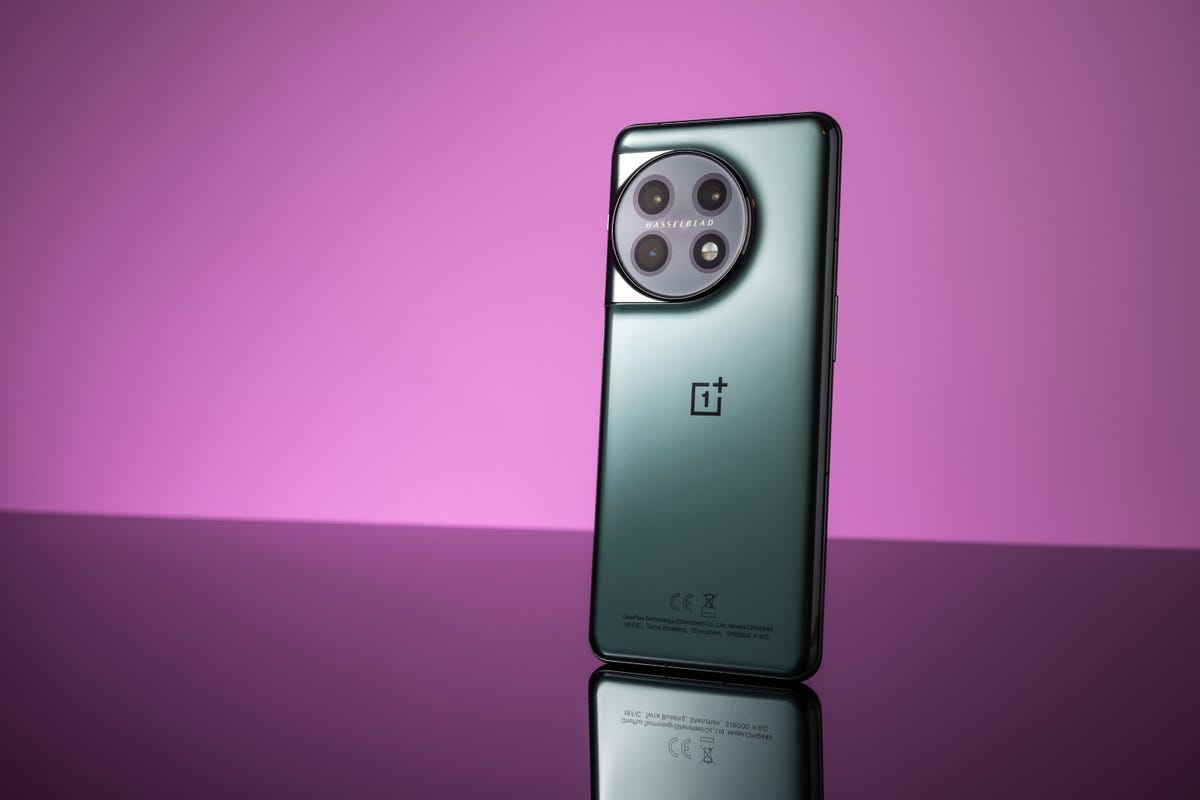 Image showing a OnePlus phone