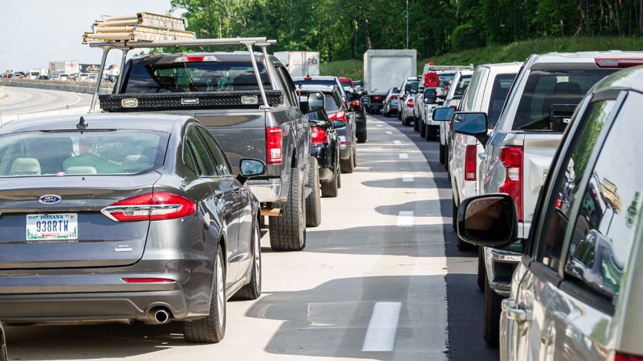 line of vehicles stuck in traffic