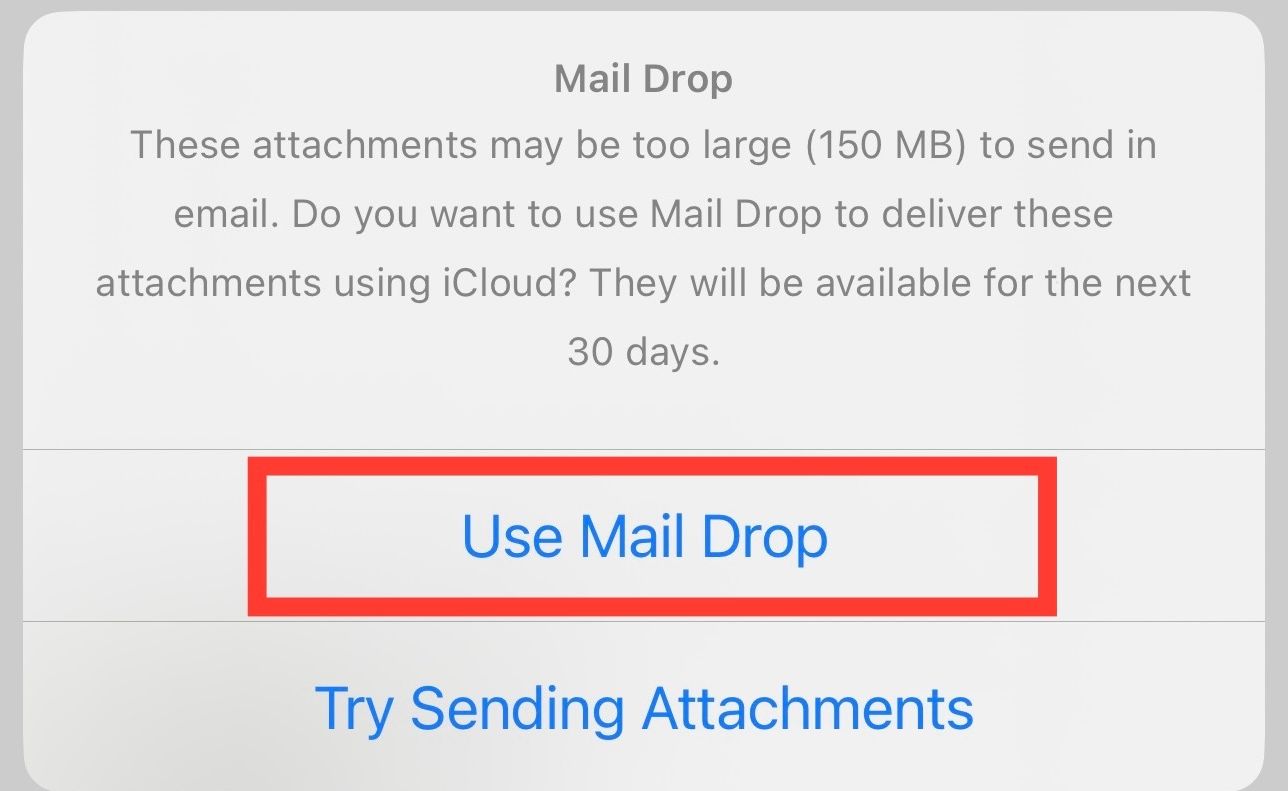 A popup asking to use Mail Drop to send attached files.