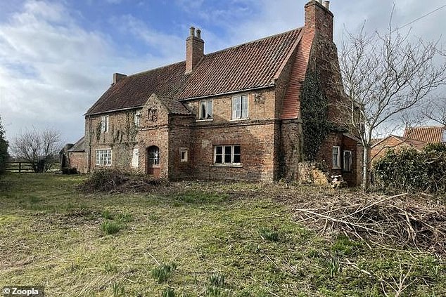 This five-bedroom house in the North Yorkshire market town of Northallerton had an asking price of £300,000