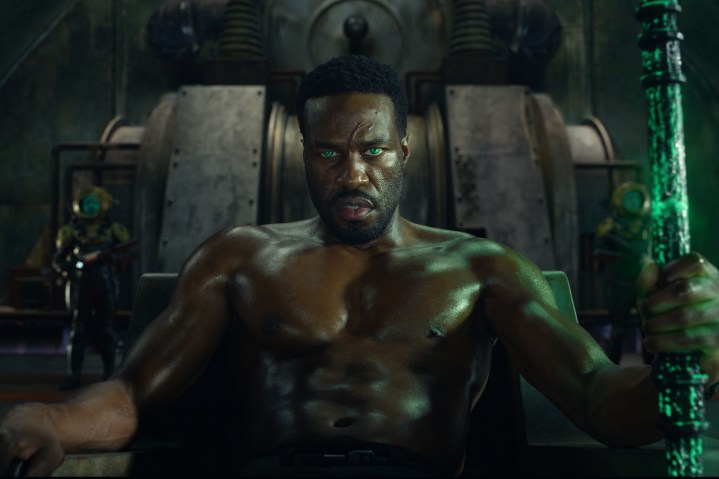 Black Manta holds the Black Trident in Aquaman and the Lost Kingdom.