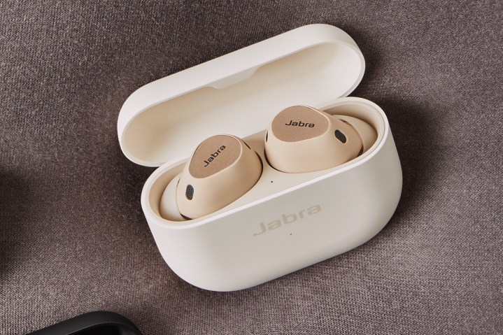 Jabra Elite 10.