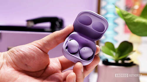 Samsung Galaxy Buds 2 Pro Bora Purple In Hand