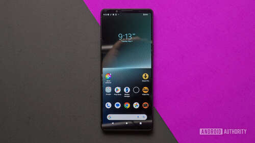 Sony Xperia 1 V front black magenta background plain