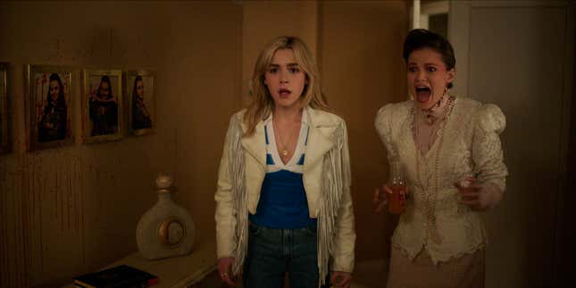 Two girls in '80s attire scream in Totally Killer