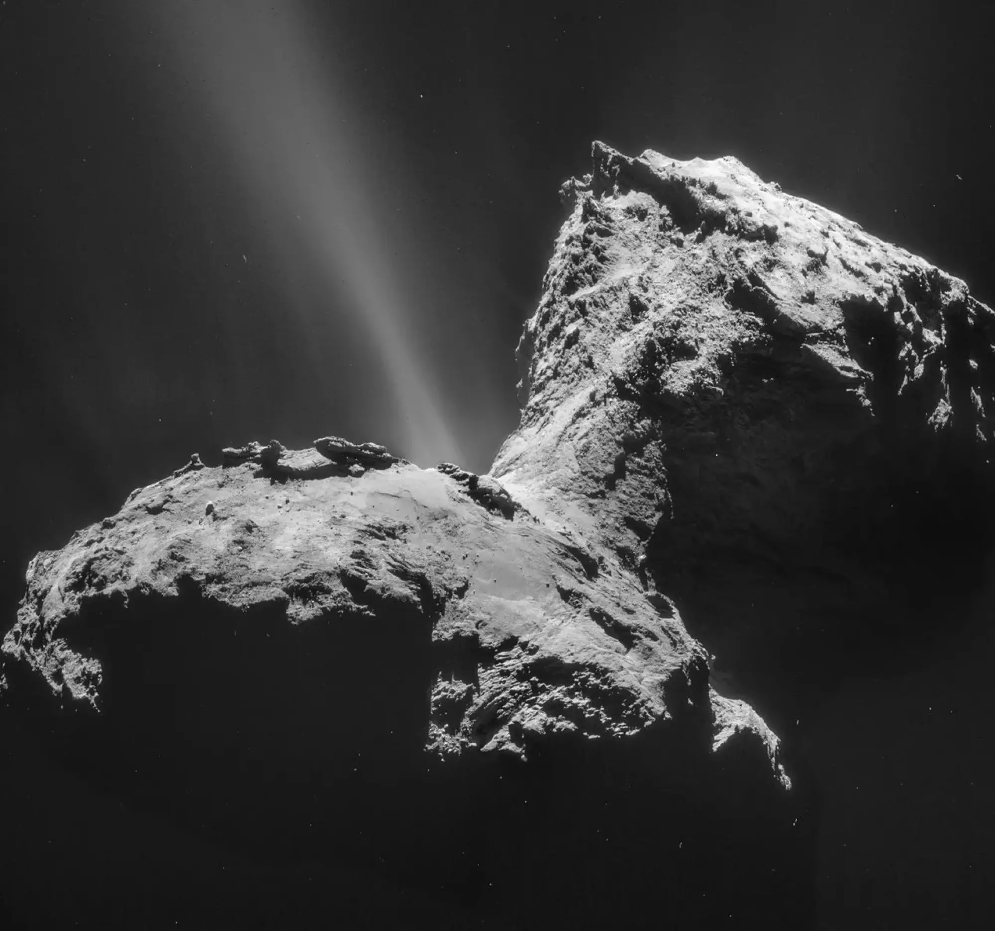 Rosetta mission studying Comet 67P Churyumov-Gerasimenko