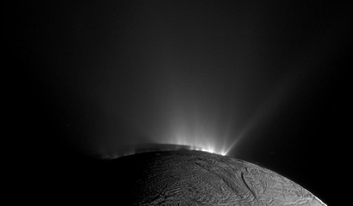 Water from the subsurface ocean of Saturn’s moon Enceladus sprays from huge fissures out into space. 