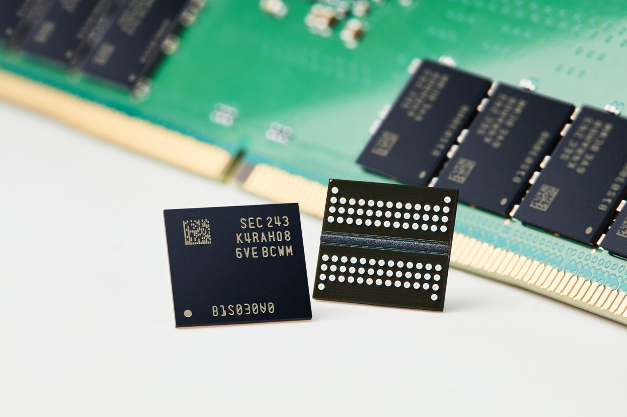 Memory chips next to each other