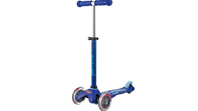 micro-kickboard-deluxe-mini-scooter.png