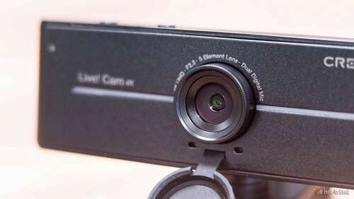 Front of the Creative Live! Cam Sync 4K Webcam with the lens cover off