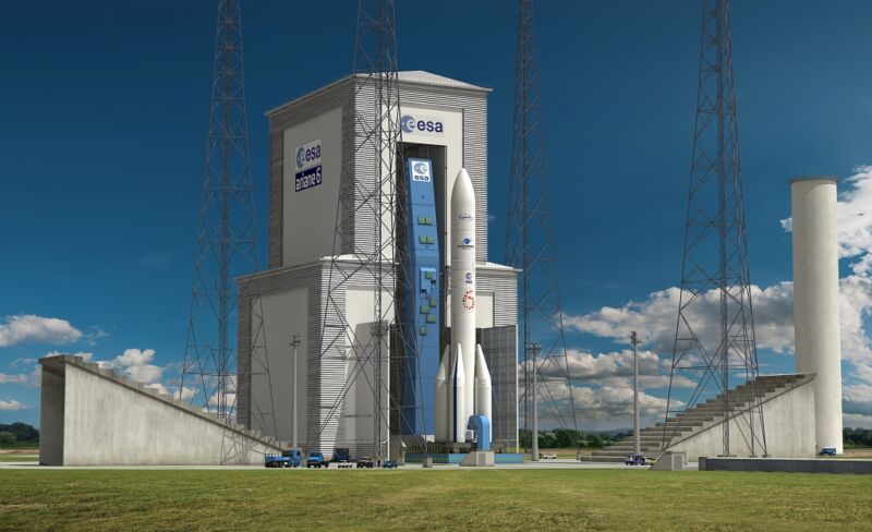 Artist's view of the configuration of Ariane 6 using four boosters on the ELA-4 launch pad together with its mobile gantry. 