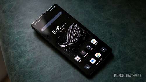 ASUS ROG Phone 8 homescreen