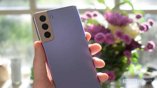 Samsung Galaxy S21 Plus purple 2