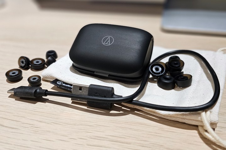 Audio-Technica ATH-TWX7 and accessories