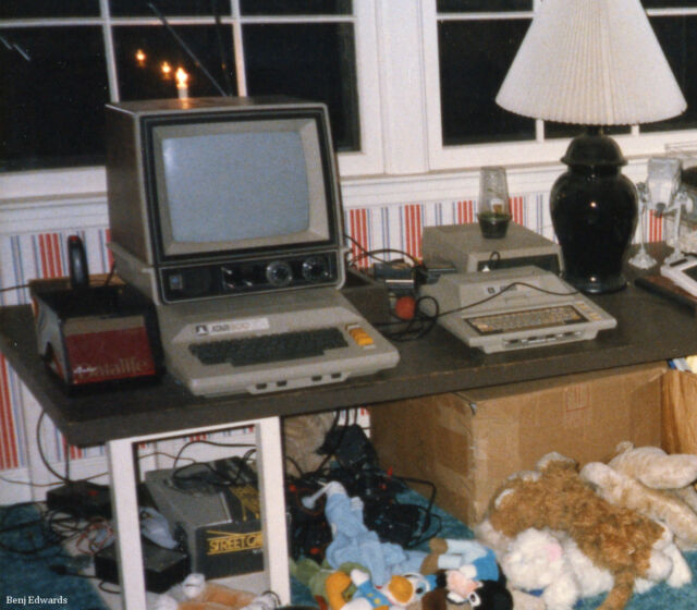 A photo of Benj Edwards' family Atari 800 and Atari 400 in his brother's room, Christmas 1985.