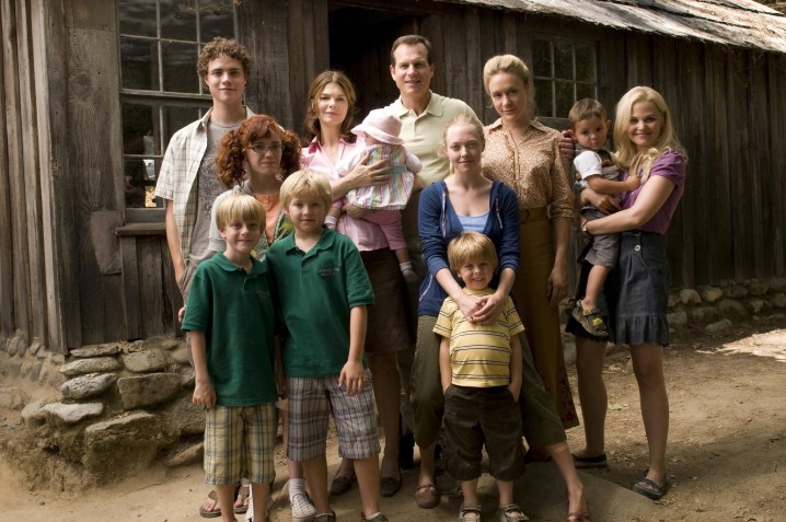 A family poses for a picture in Big Love.