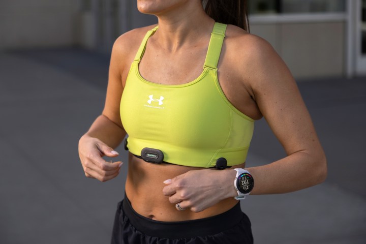 Garmin HRM-Fit lifestyle.