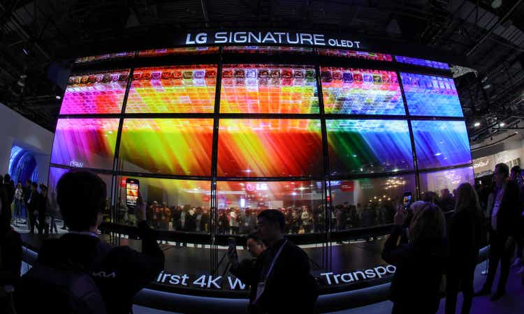 Las Vegas Hosts Annual CES Trade Show