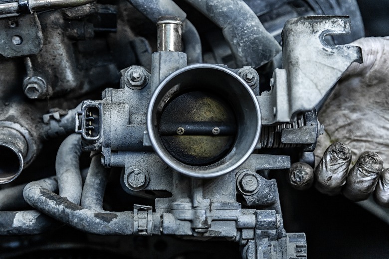 Dirty throttle body 