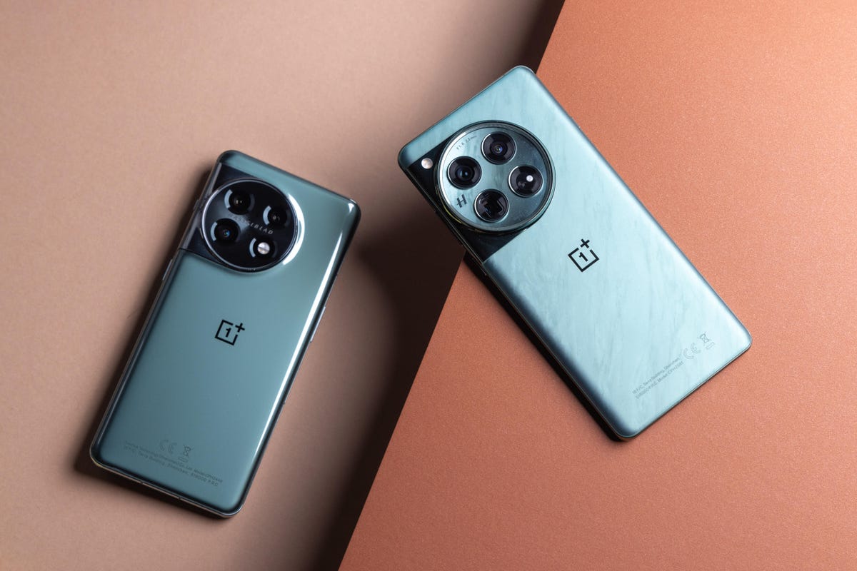 Image of oneplus phone in green