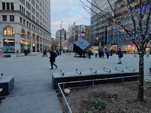 Photo of Astor Place taken on the RedMagic 9 Pro.