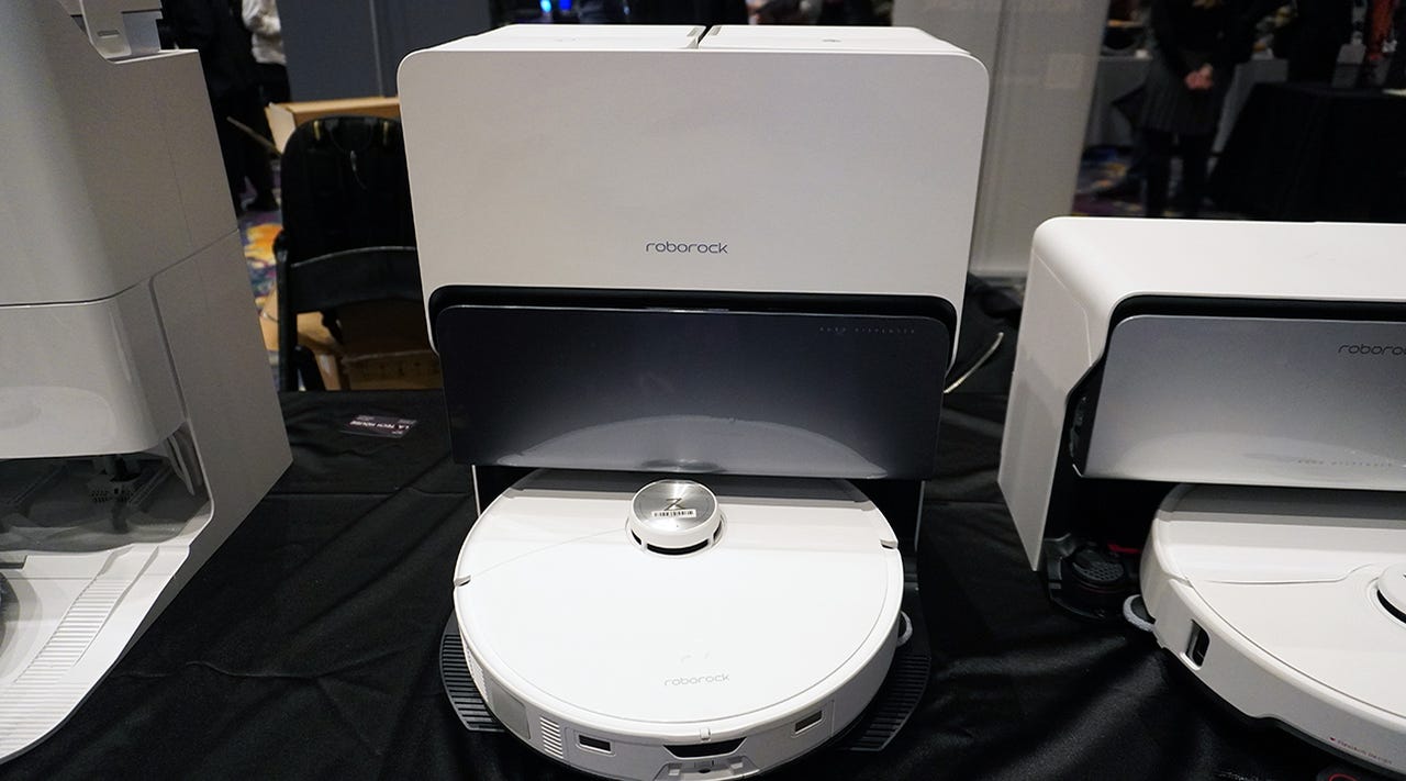 Roborock S8 Max at CES.