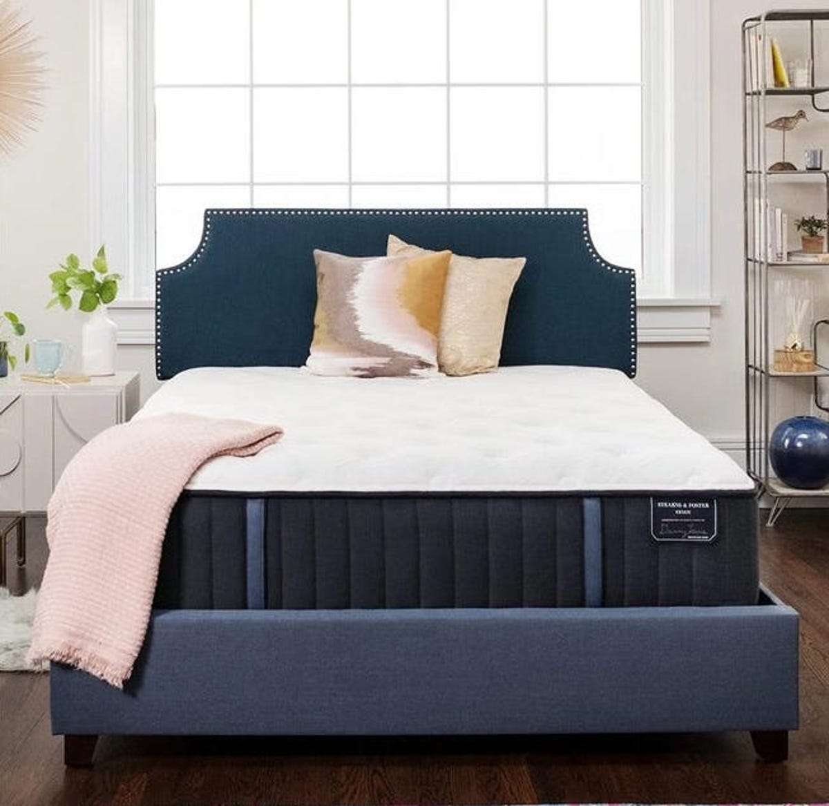 an overview of the Stearns and Foster Estate Hurston mattress in a king size