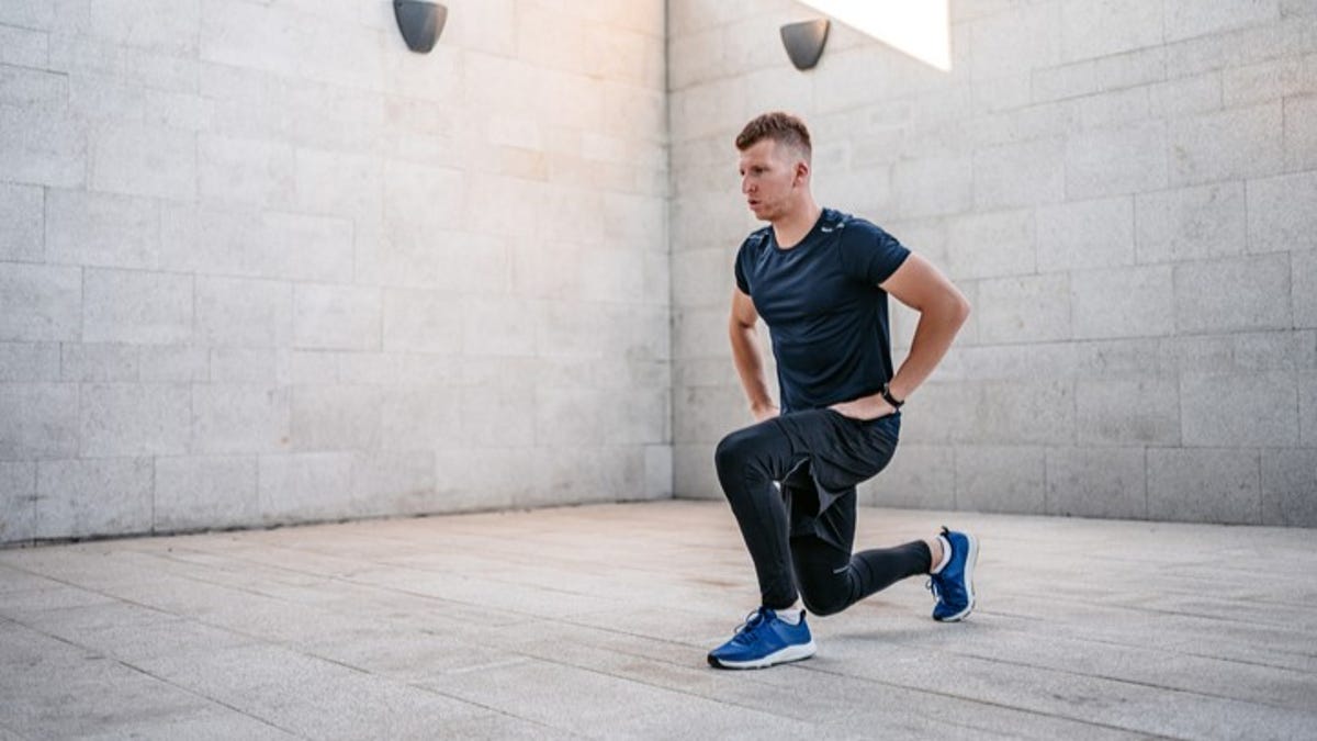 Man doing bodyweight lunges