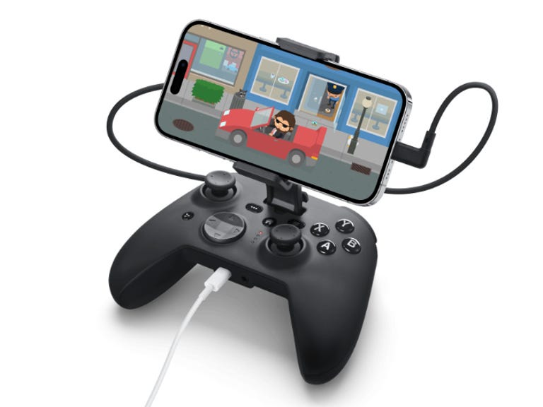 The RiotPWR RP1950 cloud controller works with iPhone and iPads