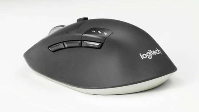 An image of the Logitech M720.