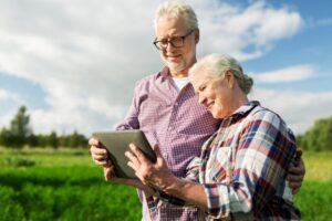 The 10 Best Apps and Gadgets for the Elderly in 2024