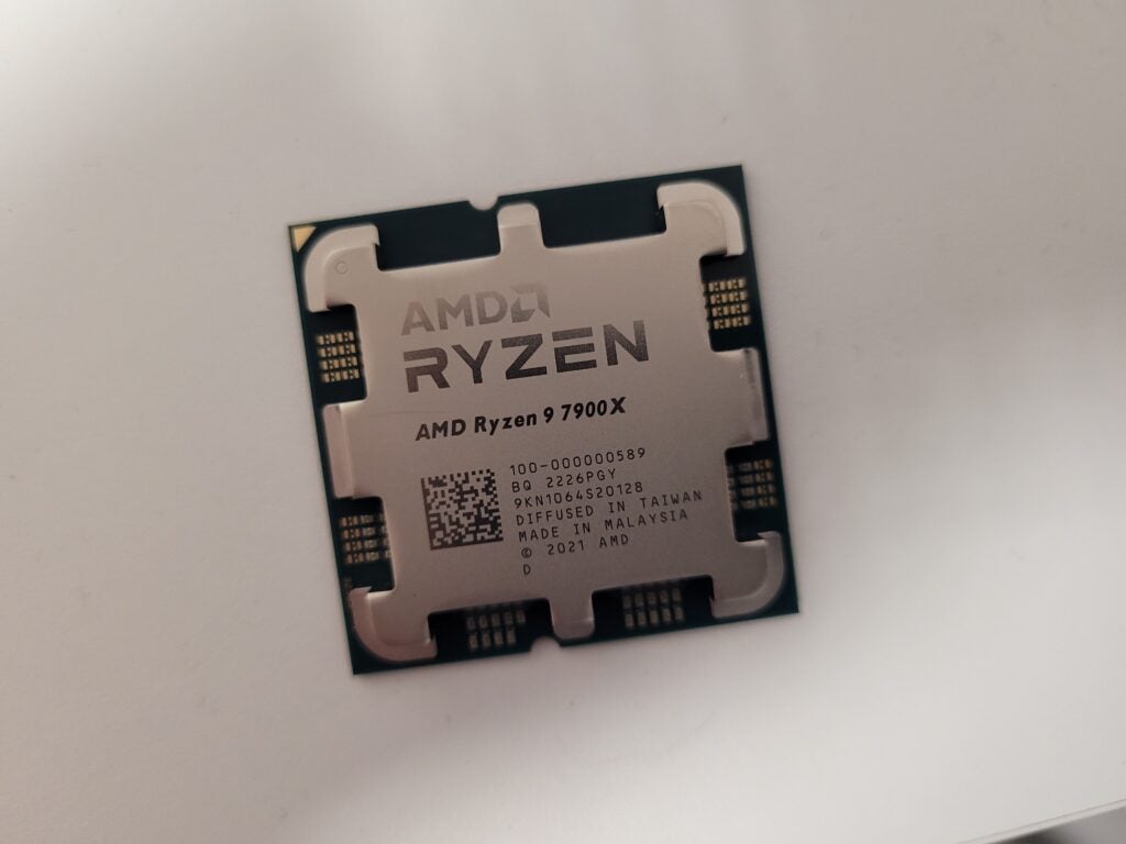 AMD Ryzen 9 7900X