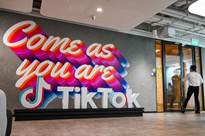 Female ex-exec told she lacked “docility and meekness” sues TikTok