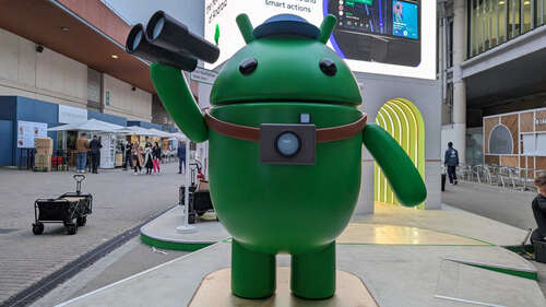 Google Android logo bugdroid mascot stock image