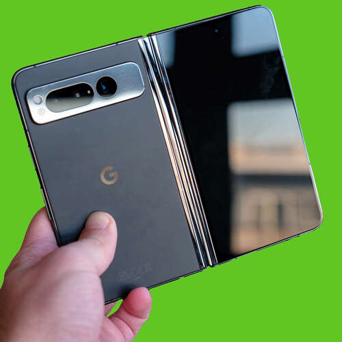 Google Pixel Fold in style of Pixel Fold 2 Leak