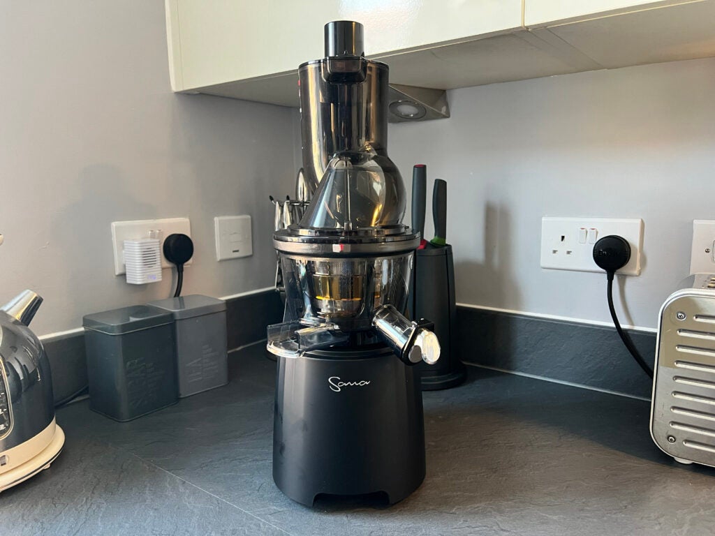 Sana 868 Wide Mouth Vertical Juicer