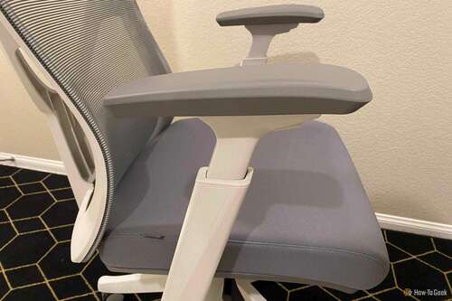 Autonomous ErgoChair Curve with adjustment armrest