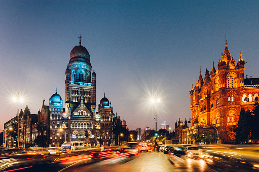 Dusk on the streets of Mumbai, India