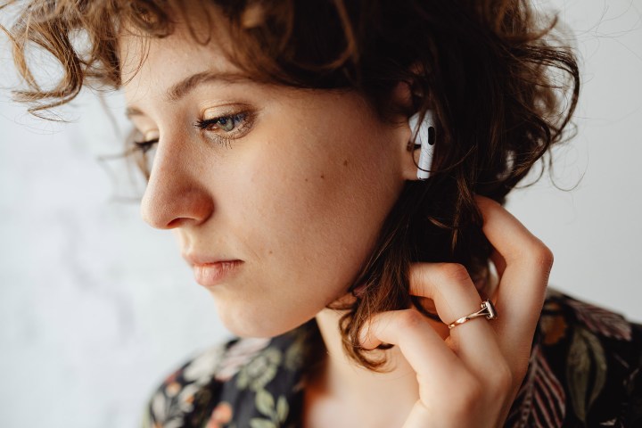 Woman wearing Apple AirPods Pro.